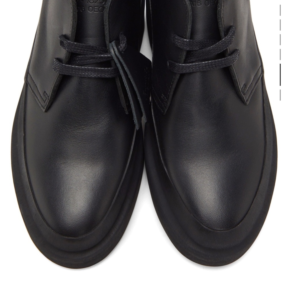 Clarks Original Galoush desert boot - black 6.5